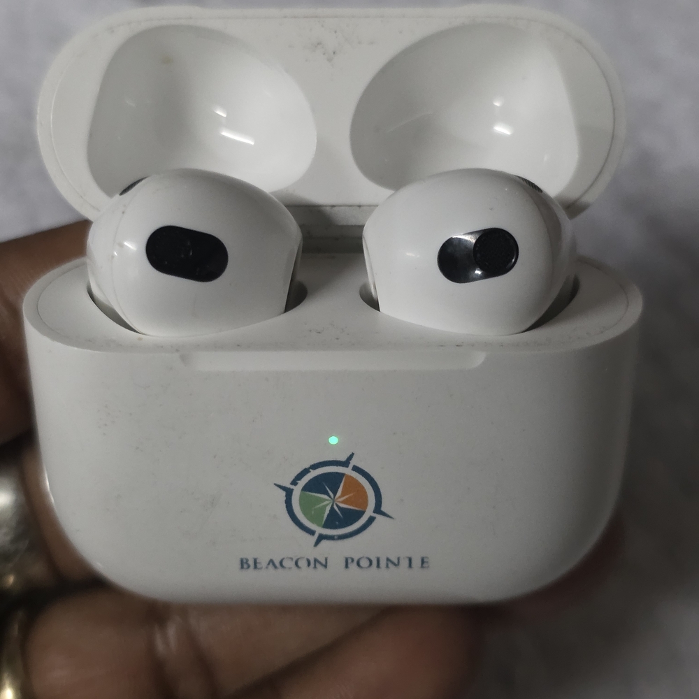 Wireless Earbuds - White